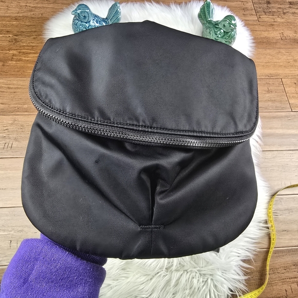 Lululemon crossbody bag - Picture 2 of 12